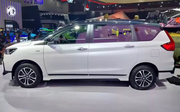 Suzuki Ertiga Cruise Hybrid 2024 ra mắt, với phong cách thể thao đặc trưng