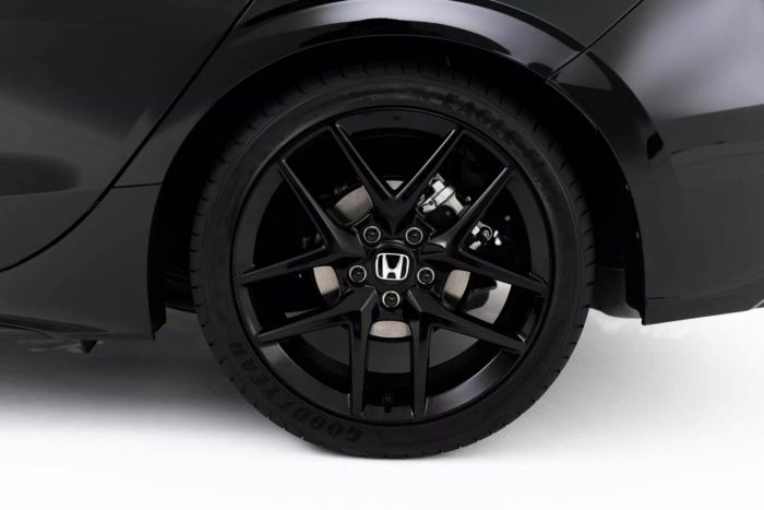 Honda Civic RS 2024 ra mắt với diện mạo hầm hố, trang bị hộp số sàn 2024-honda-civic-rs-prototype-4-1536x1024.webp