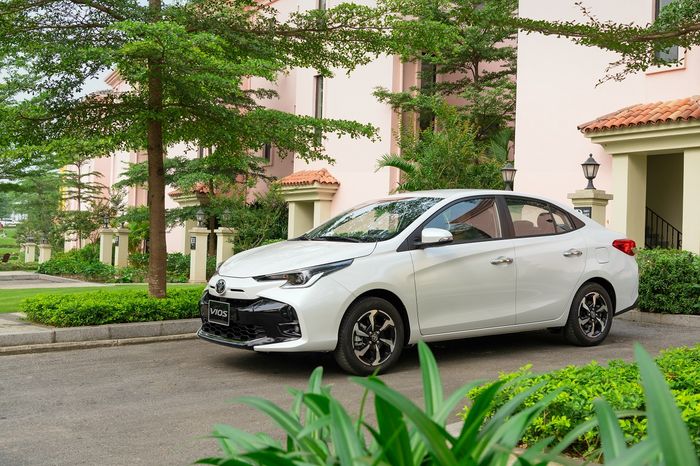 Tháng 1/2024: Toyota tung ra các chương trình khuyến mãi đặc biệt cho loạt xe Vios, Veloz và Avanza vios-2-1.jpg