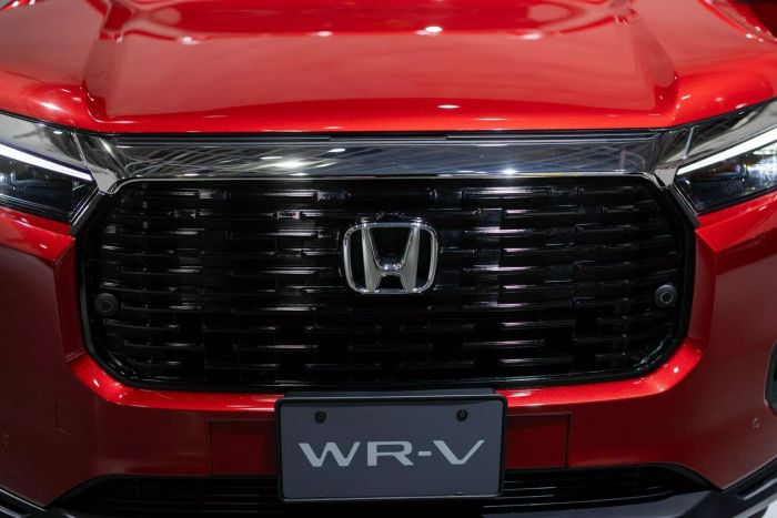 Honda WR-V 2024 ra mắt, có giá từ 13.240 USD
