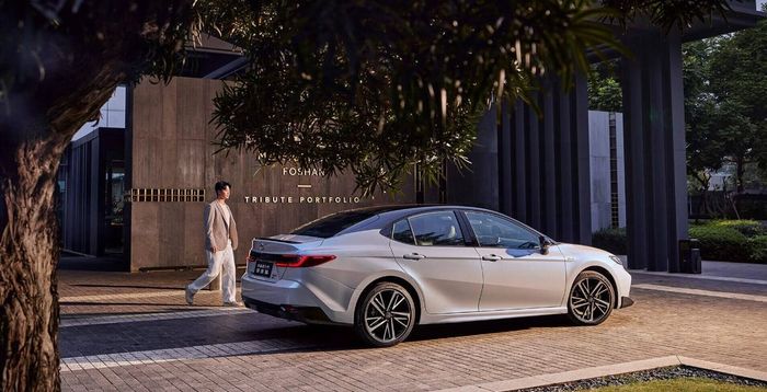 Toyota Camry 2025 được mở bán tại Trung Quốc, giá khởi điểm thấp hơn so với phiên bản trước toyota-camry-2025.jpg