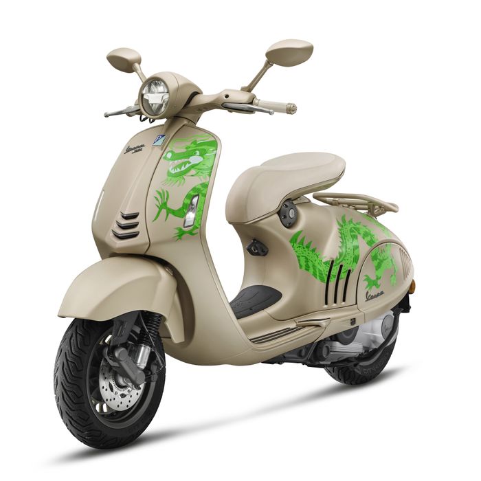 Ra mắt Vespa 946 Dragon phiên bản giới hạn 1.888 chiếc trên toàn cầu vespa-946-dragon-3-4-ant-sx.jpg