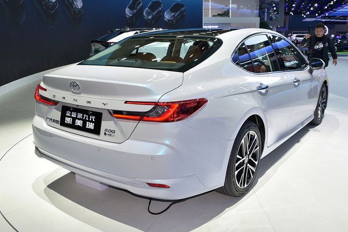 Toyota Camry mới sẽ được ra mắt tại thị trường ASEAN vào năm 2024 toyota-camry-2025-7.jpg