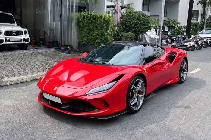 Ngạc nhiên trước giá bán trước đây của chiếc Ferrari F8 của Minh Nhựa, không kém cạnh xe mới sau 4 năm ferrari-f8-cu-Mytour-3.jpg