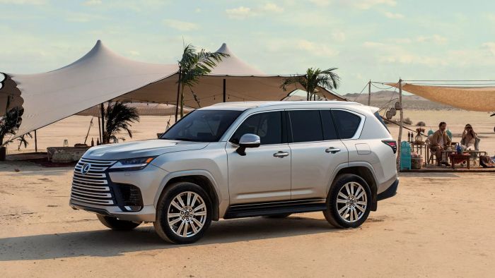 Lexus LX 600 2024 đã chính thức ra mắt với giá không đổi, khởi điểm từ 89.165 USD. Hãy chiêm ngưỡng vẻ đẹp của nó trong hình ảnh sau.