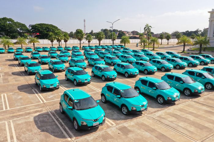 GSM chính thức khai trương dịch vụ taxi điện tại Lào photo-11.JPG