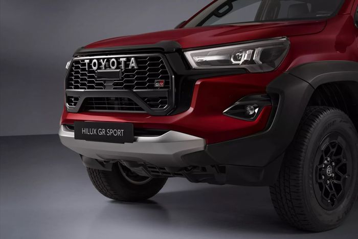 Toyota Hilux GR Sport II 2024 ra mắt, người Việt muốn sở hữu cũng khó toyota-hilux-gr-Mytour-5.jpg