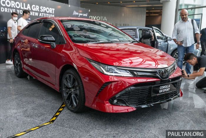 Toyota Corolla GR Sport 2023 chính thức ra mắt tại Malaysia, giá từ 795 triệu đồng