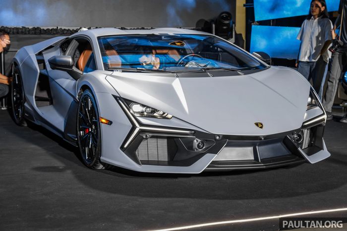 Lamborghini Revuelto xuất hiện tại Malaysia với giá quy đổi lên đến 32 tỷ đồng lamborghini-revuelto-Mytour-1.jpg