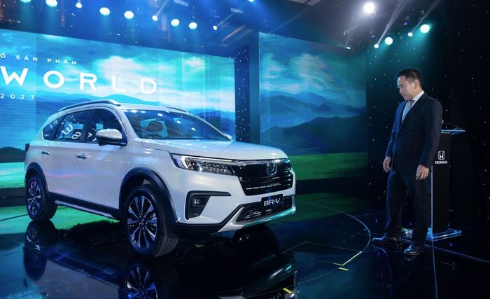 Honda BR-V 2023 giá từ 661 triệu đồng tại Việt Nam, so kè với Mitsubishi Xpander