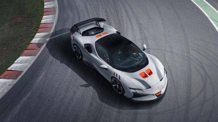 Ferrari SF90 XX ra mắt với giá trị triệu đô: Siêu xe đua đường phố