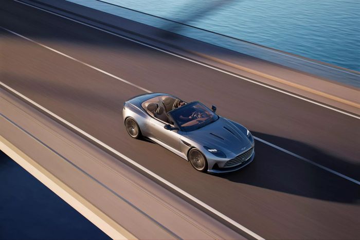 Aston Martin DB12 Volante chính thức ra mắt, sẵn sàng đến tay của Đặng Lê Nguyên Vũ aston-martin-db12-volante-Mytour-5.jpg