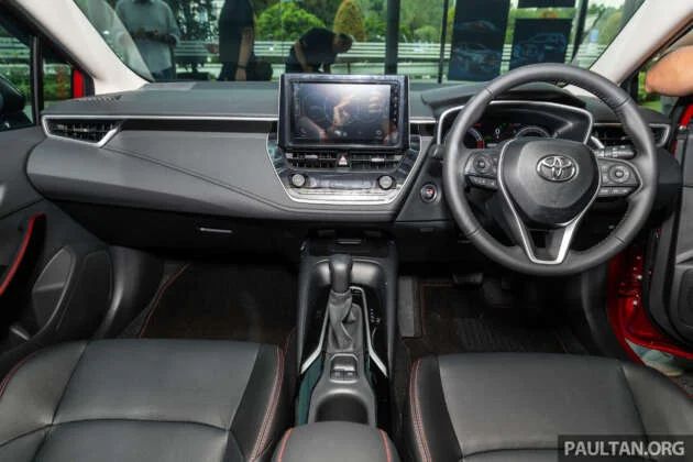 Toyota Corolla GR Sport 2023 chính thức ra mắt tại Malaysia, giá từ 795 triệu đồng