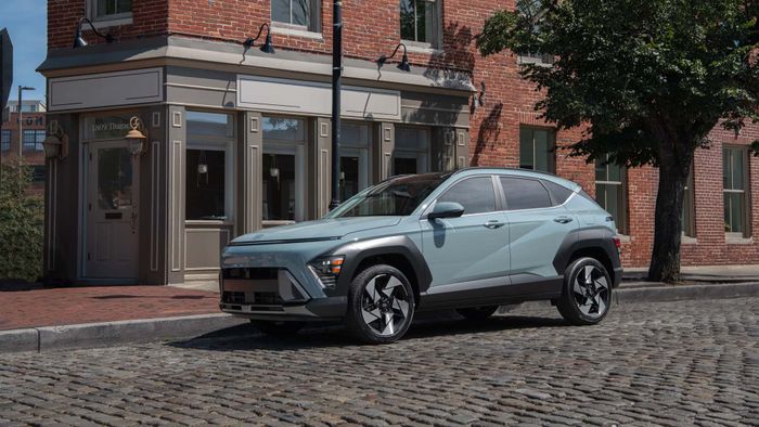 Hyundai Kona 2024 chào đời với nhiều cải tiến, giá từ 25.435 USD 2024-hyundai-kona.jpg