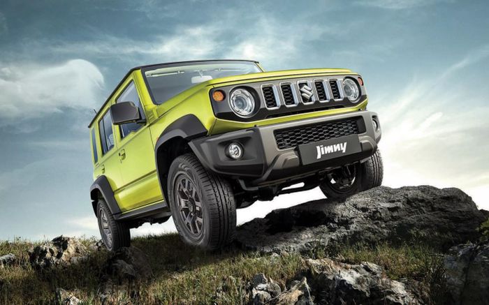 Suzuki Jimny thu hút hơn 30.000 đơn đặt hàng trước trước ngày ra mắt suzuki-jimny-5-door-5s.webp
