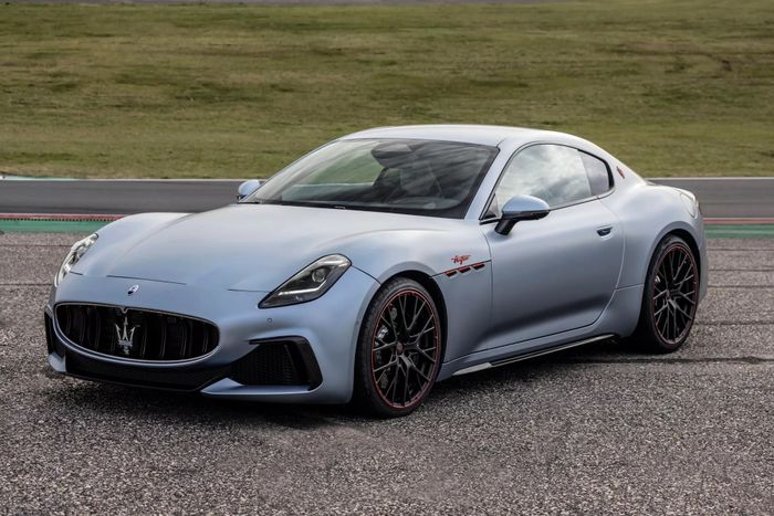 Maserati GranTurismo phiên bản kỷ niệm 75 năm ra mắt với số lượng giới hạn