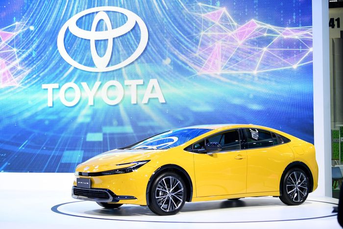 Khám phá góc nhìn chi tiết Toyota Prius 2023 tại triển lãm Bangkok Motor Show 2023 toyota-prius-2023-6.jpg