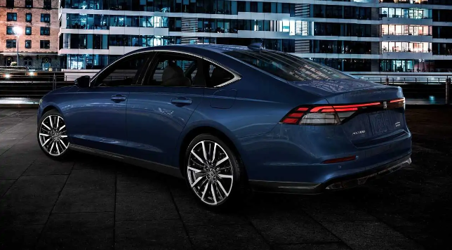 Phiên bản đắt nhất của Honda Accord 2023 có giá 46.442 USD honda-accord-2023-2.png