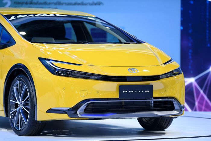 Khám phá góc nhìn chi tiết Toyota Prius 2023 tại triển lãm Bangkok Motor Show 2023 toyota-prius-2023-3.jpg