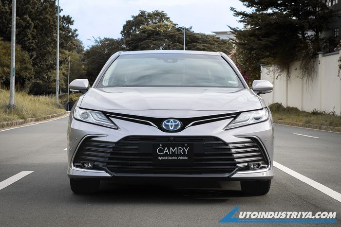 Toyota Camry sẽ không còn tồn tại tại Nhật Bản kể từ cuối năm nay toyota-camry.jpg