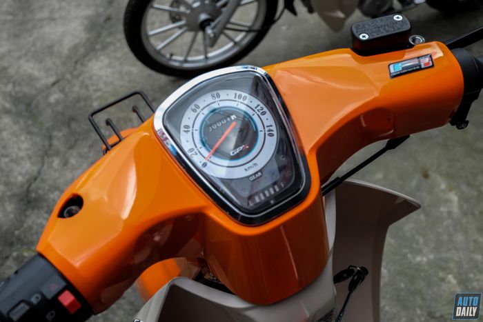 GPX POPZ 110 có thiết kế tương tự Honda Super Cub C125, với giá bán vượt qua mức trăm triệu đồng GPX PopZ 110 (5).jpg