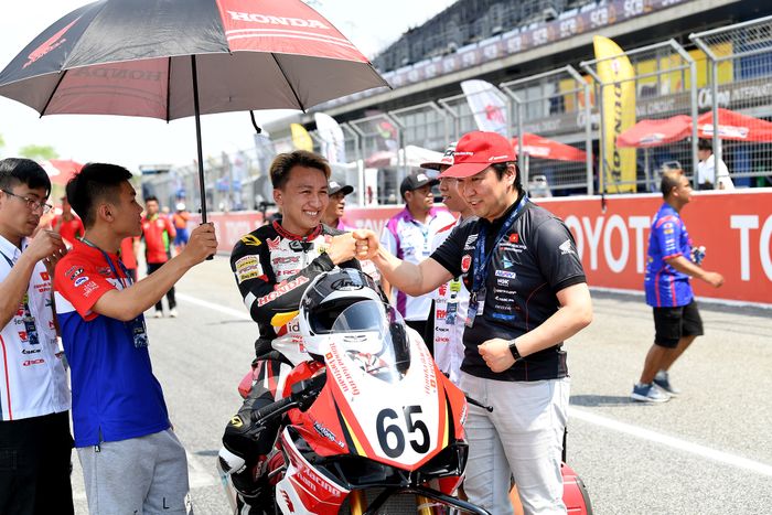 Ảnh từ Race 2 Chặng 1 ARRC 2023 - Cao Việt Nam đạt thành tích tốt nhất trong sự nghiệp arrc-2023-round1-race1-022.jpg