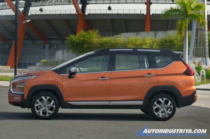 Mitsubishi Xpander Cross 2023 ra mắt tại Philippines, giá quy đổi khoảng 570 triệu đồng mitsubishi-xpander-cross-2023-3.jpg