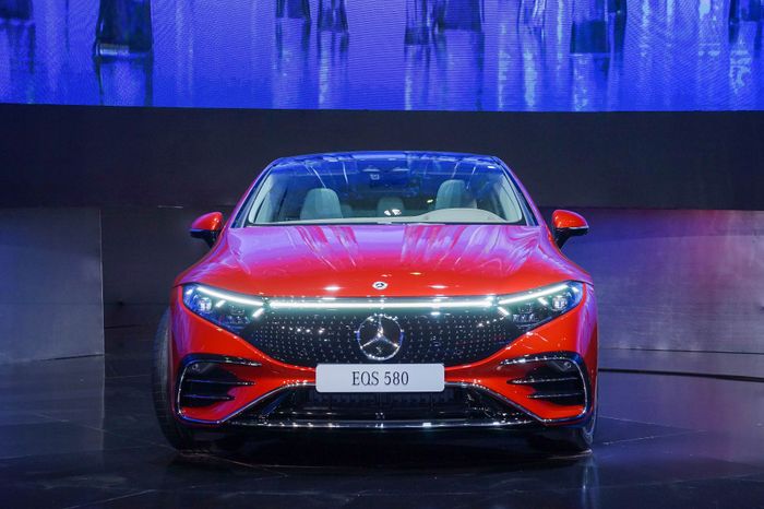 Mercedes-Benz EQS 2023 vừa ra mắt thị trường Việt Nam với hình ảnh mercedes-benz-eqs-2023-8.jpg