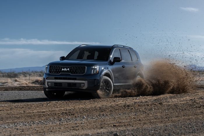 Kia Telluride 2023: Thiết kế mới, nâng cấp trang bị, giá từ 35.690 USD. Hình ảnh: 2023-kia-telluride-37.jpg