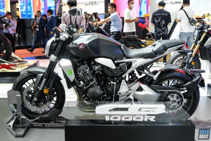 Khám phá bộ sưu tập xe mô tô độc đáo tại Vietnam Motor Show 2022 Honda CB1000R.jpg