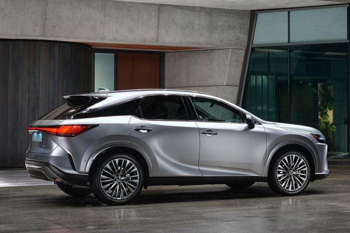 Lexus RX 2023 ra mắt Đông Nam Á với diện mạo hoàn toàn mới lexus-rx-2023-2.jpg