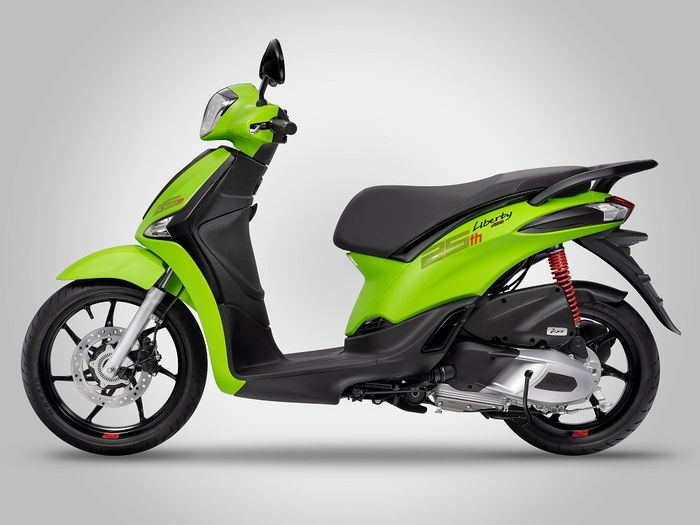 Phiên bản đặc biệt Piaggio Liberty 25 năm ra mắt tại Việt Nam, có giá 60,7 triệu