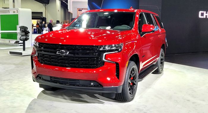 Chevrolet Tahoe 2023 giới thiệu phiên bản nhanh nhất và mạnh nhất