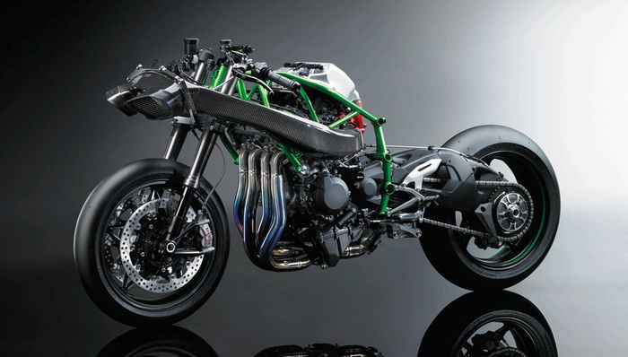 Siêu mô tô Kawasaki Ninja H2R có giá gần 2 tỷ đồng tại thị trường Việt Nam