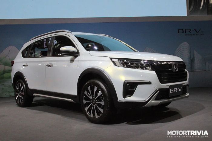 Hình ảnh thực tế Honda BR-V 2022, chuẩn bị về Việt Nam cạnh tranh với Toyota Veloz 09-honda-launchs-new-brv-at-big-motor-sale-2022.webp