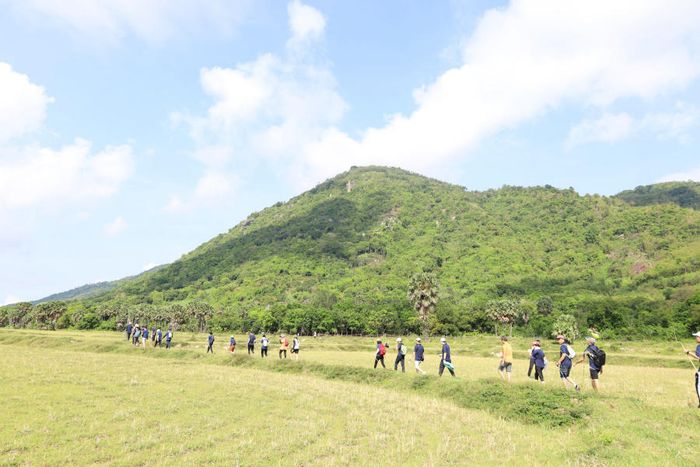 Nắm vững Lịch trình trekking Núi Cấm cho những ai đam mê khám phá 6