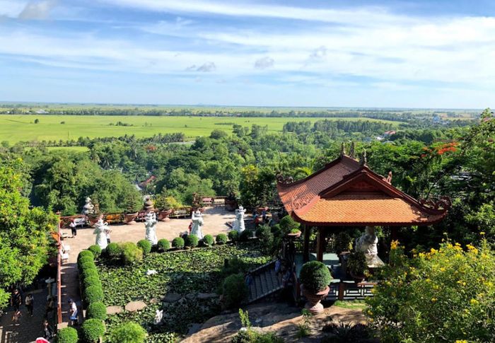 Lịch trình Hành hương An Giang 1 Ngày 1 Đêm đầy đủ từ A đến Z 2