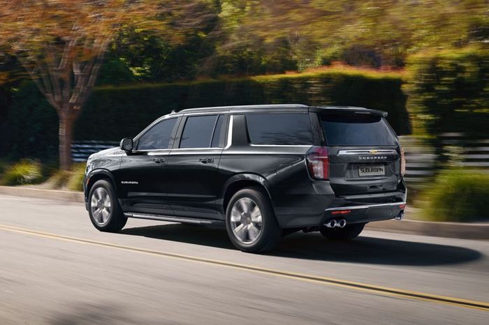 SUV cỡ lớn Chevrolet Suburban 2022 đã được ra mắt tại Philippines, có giá quy đổi từ 2,35 tỷ đồng