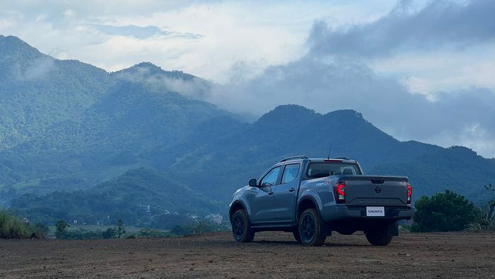 Nissan Navara 2022 chính thức ra mắt tại Việt Nam với động cơ Turbo kép 2.3L mới