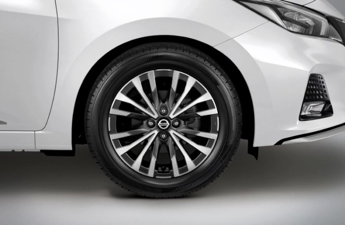 Nissan Almera 2022 tung ra phiên bản thể thao Sportech-X, có giá từ 460 triệu đồng