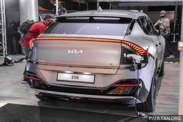 Kia EV6 2022 chính thức ra mắt tại thị trường Malaysia, có giá từ 1,58 tỷ đồng 2022-kia-ev6-gt-line-launch-malaysia-ext-3-630x420.jpg