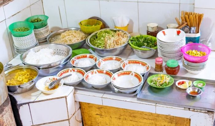 Bún cá Hiếu Thuận, trải nghiệm ẩm thực không thể bỏ lỡ khi đến An Giang.