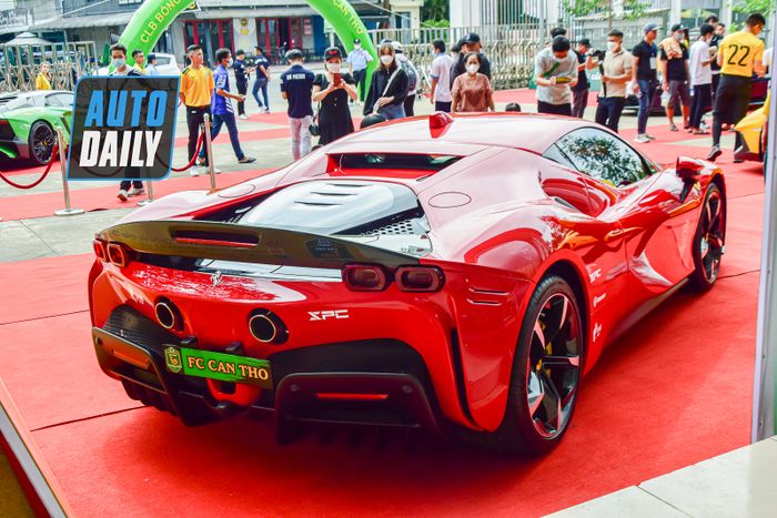 Bộ ba siêu xe Lamborghini Aventador giới hạn xuất hiện tại Cần Thơ trong hình ảnh dan-xe-tram-ty-Mytour-11.JPG