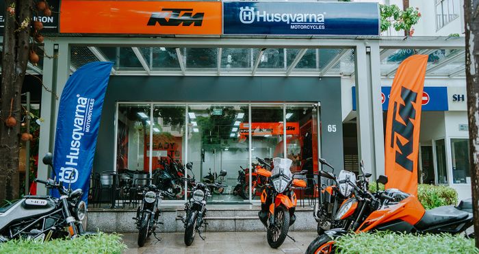 Khai trương showroom Husqvarna Motorcycles & KTM East Saigon (ảnh số 4)