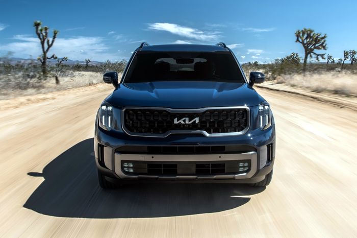 Kia Telluride 2023 ra mắt với diện mạo mới và nhiều công nghệ tiên tiến hơn. 2023-kia-telluride-2.jpg