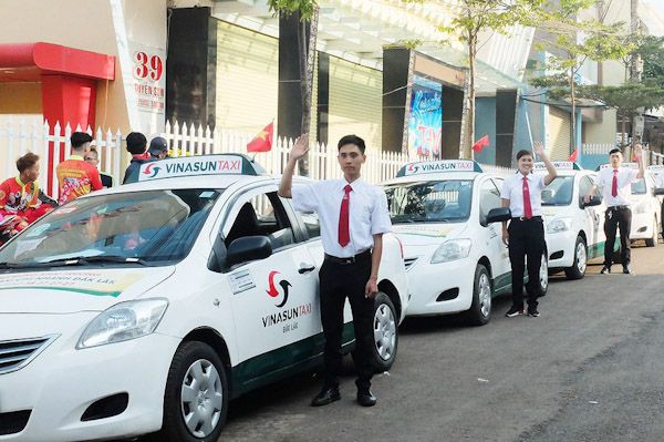 Top 6 công ty taxi Long Xuyên An Giang chất lượng với giá cước phải chăng 4