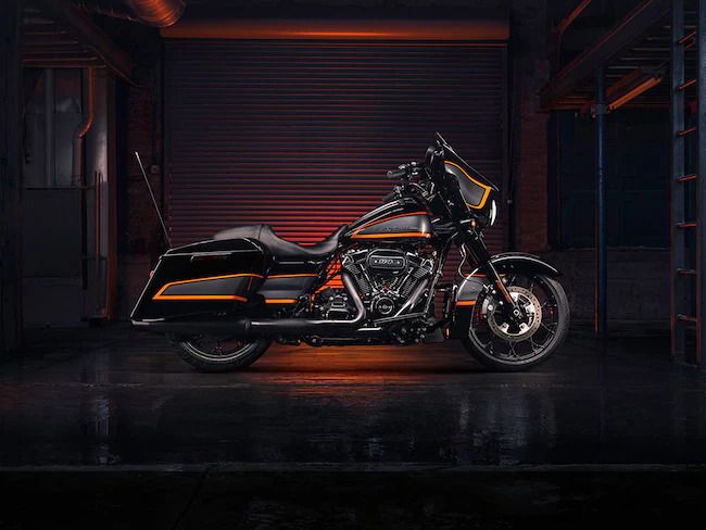 Harley-Davidson giới thiệu bộ sơn tùy chỉnh Apex Factory mới cho dòng Touring Apex-Street-Glide-Special.jpeg