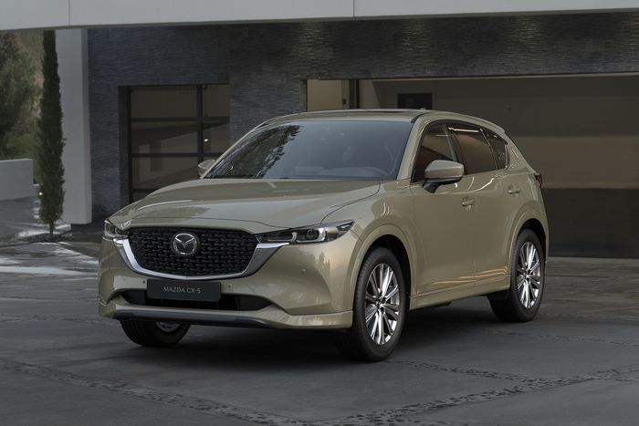 Mazda CX-5 Turbo 2022 ra mắt tại Philippines, giá từ hơn 1 tỷ đồng.