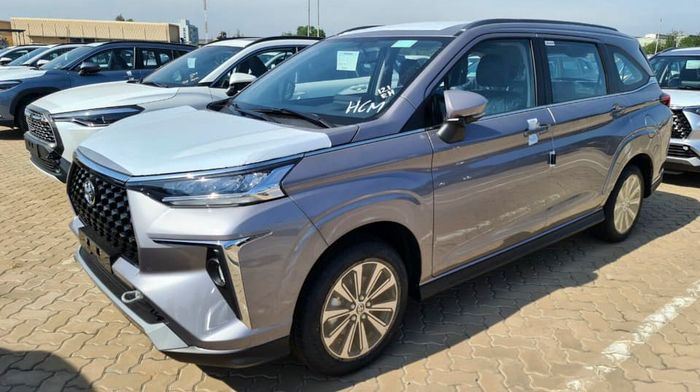 Toyota Veloz 2022 đã đến Việt Nam, thay thế Avanza với mức giá từ 640 triệu so với Xpander toyota-veloz-3.jpg