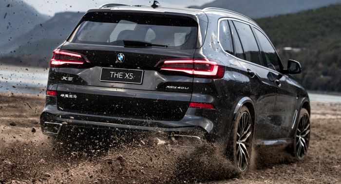 BMW X5 phiên bản trục cơ sở dài chính thức ra mắt bmw-x5-xdrive40li-1s.jpg